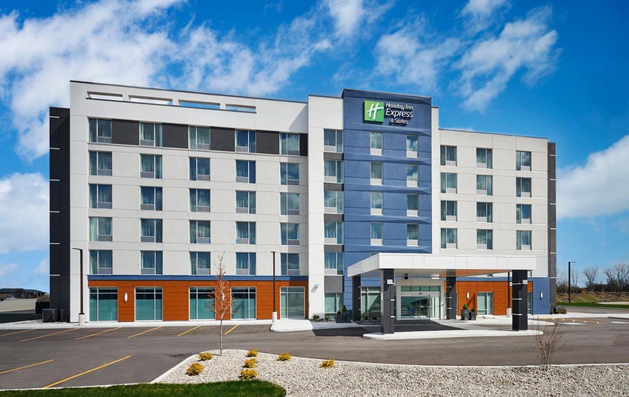 Hotel Express & Windsor East - Lakeshore By Ihg Tecumseh