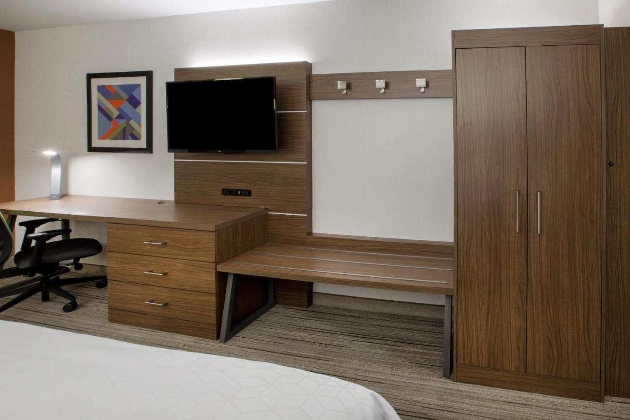Express & Windsor East - Lakeshore By Ihg 2*