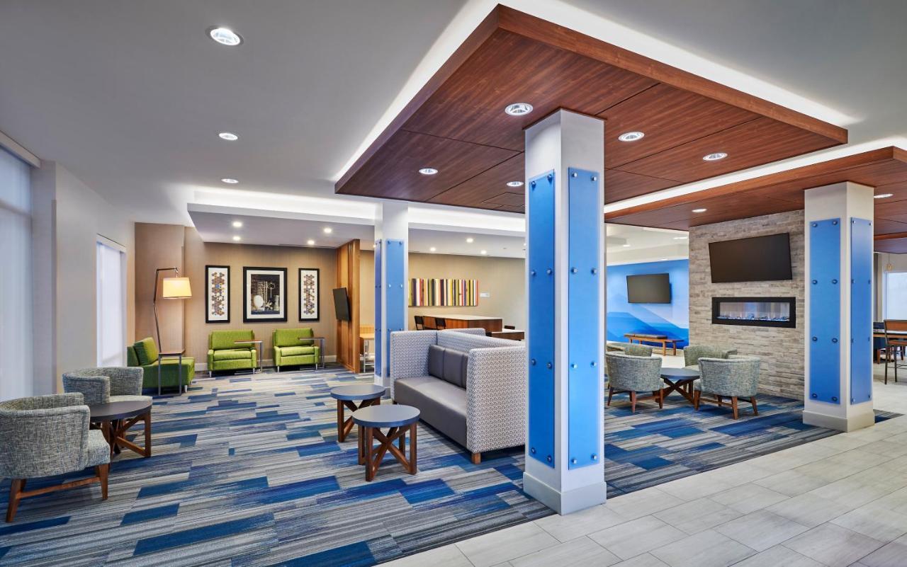 Hotel Express & Windsor East - Lakeshore By Ihg