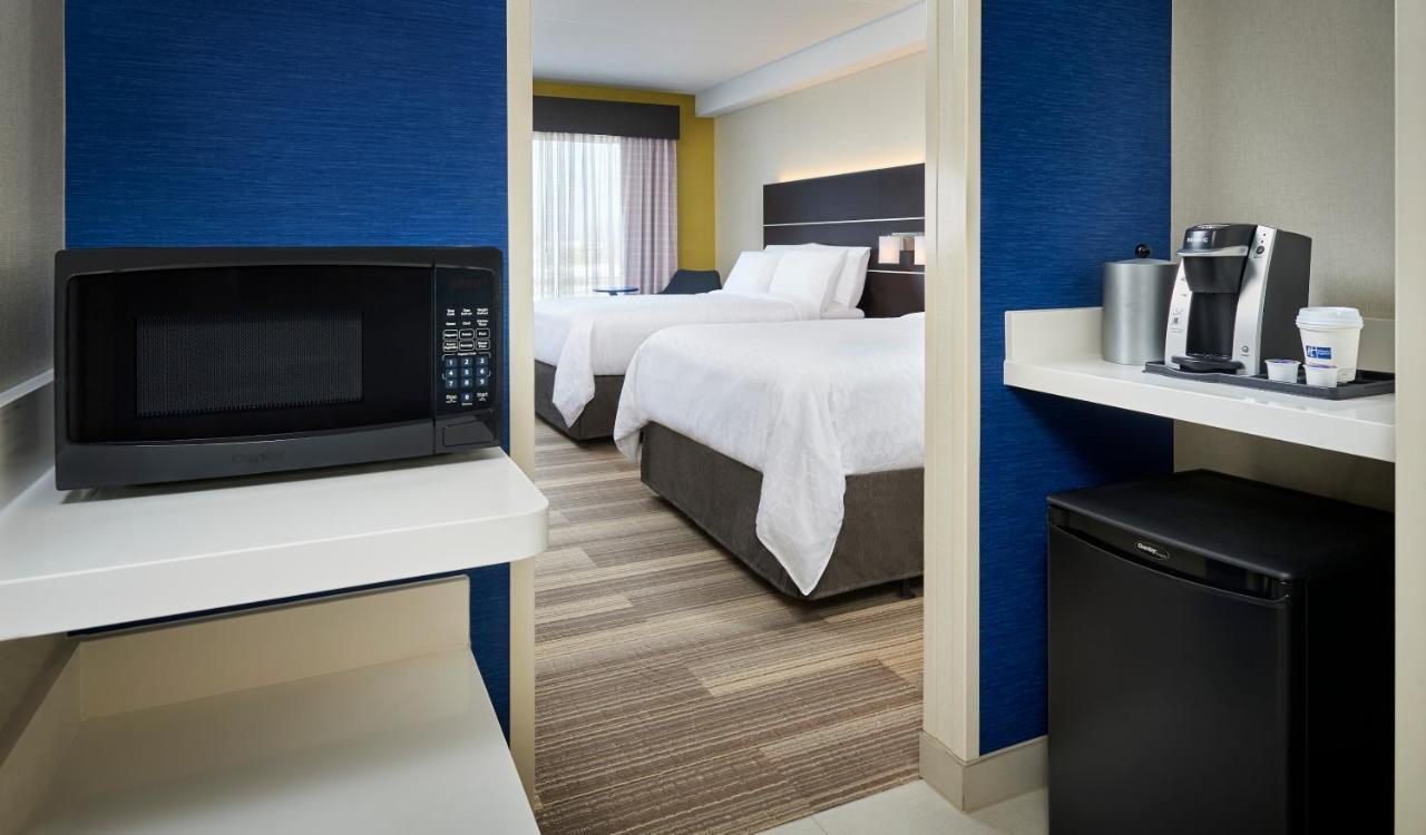 Hotel Express & Windsor East - Lakeshore By Ihg Tecumseh