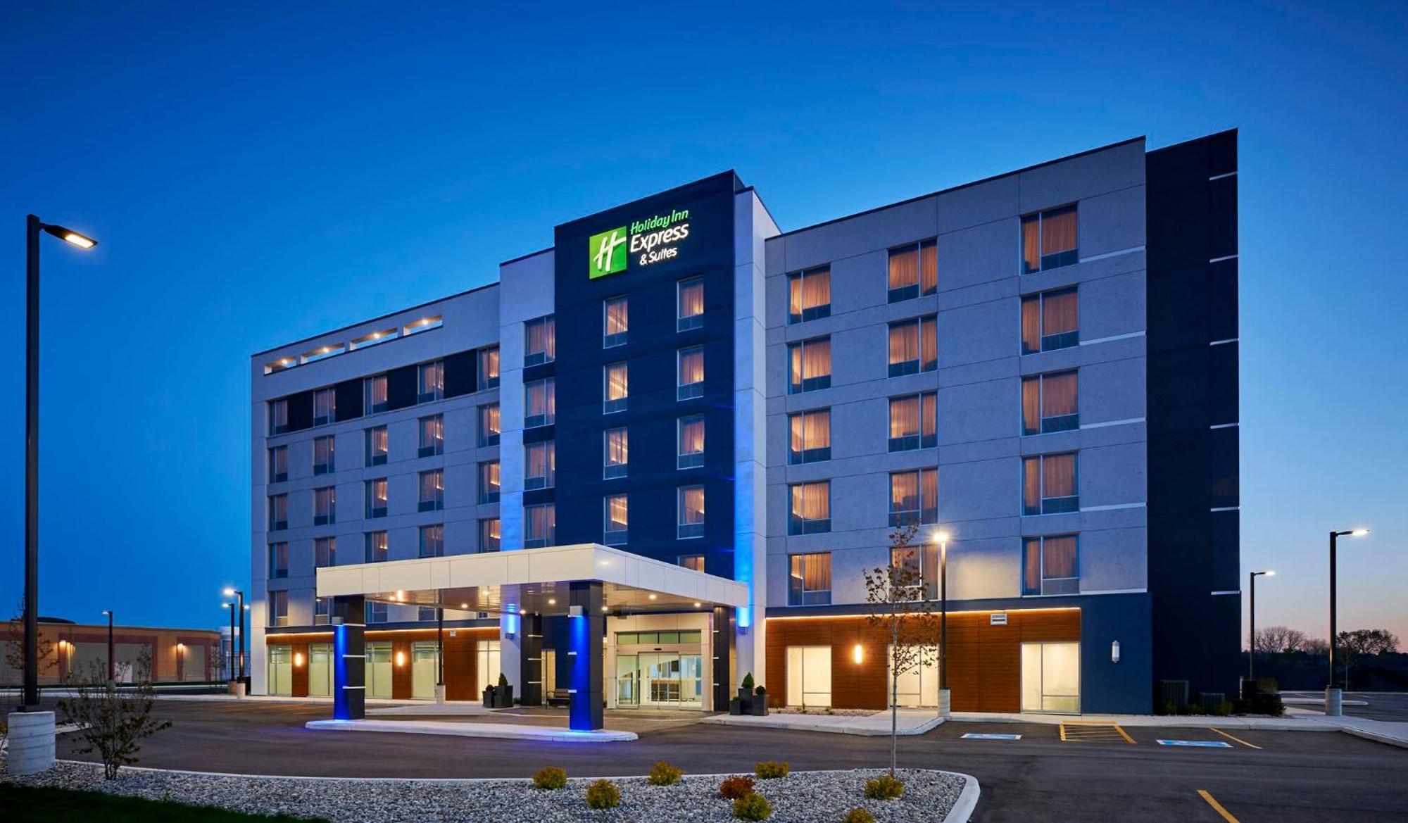 Hotel Express & Windsor East - Lakeshore By Ihg Tecumseh